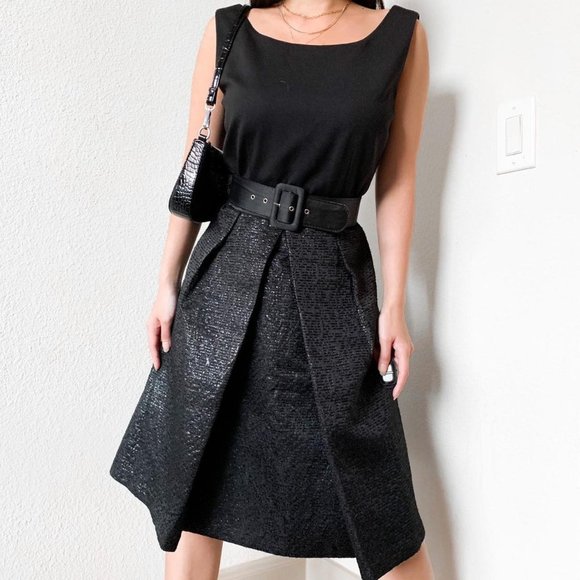 Elie Tahari Scoop Neck Semi Knit Knee Length Pleated Flared Dress Size 6/M - Picture 2 of 4